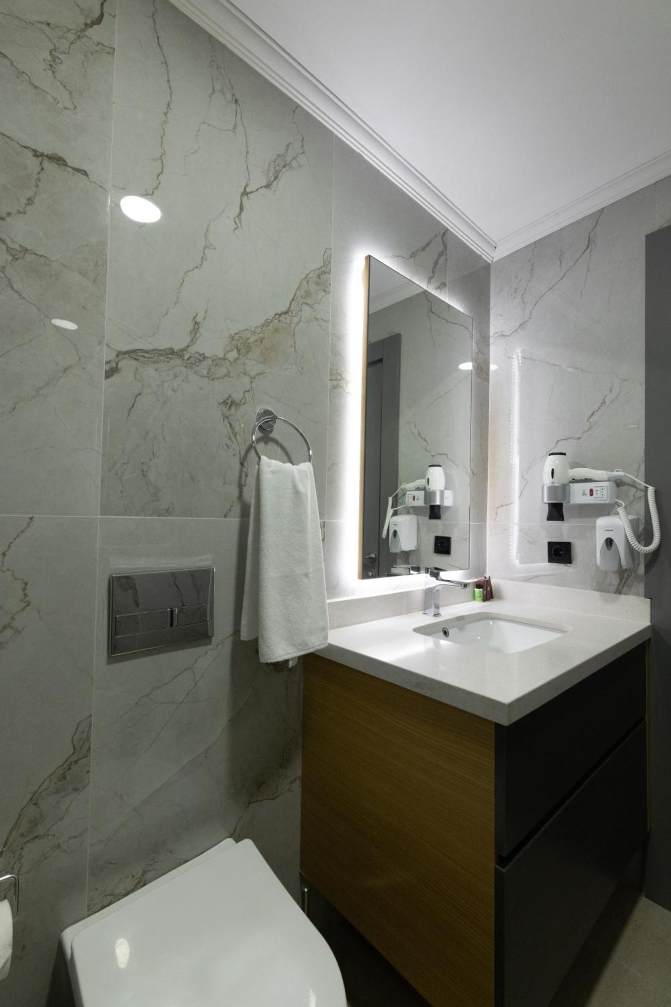 Three Points Hotel Beldibi  Bagian luar foto